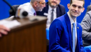 Josh Siegel sworn in as Lehigh County executive