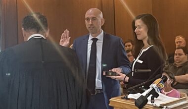 Bethlehem swears in Reynolds for his 2nd term as Bethlehem mayor