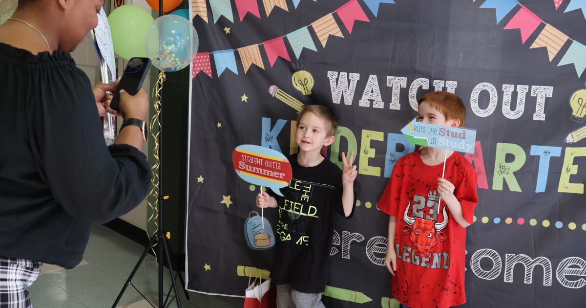 Pittsburgh-area schools say early kindergarten registration is key