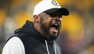 Mike Tomlin steps down after 19 seasons as coach of Steelers