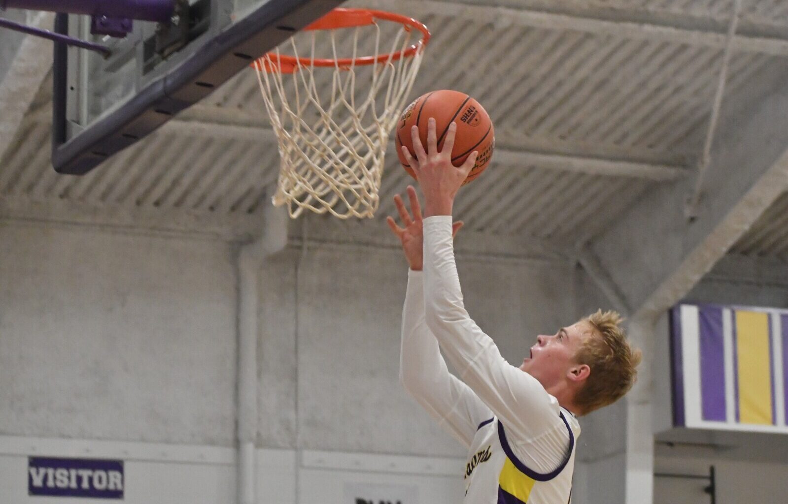 Belfield's intensity overwhelms Hettinger-Scranton in District 7 opener - The Dickinson Press