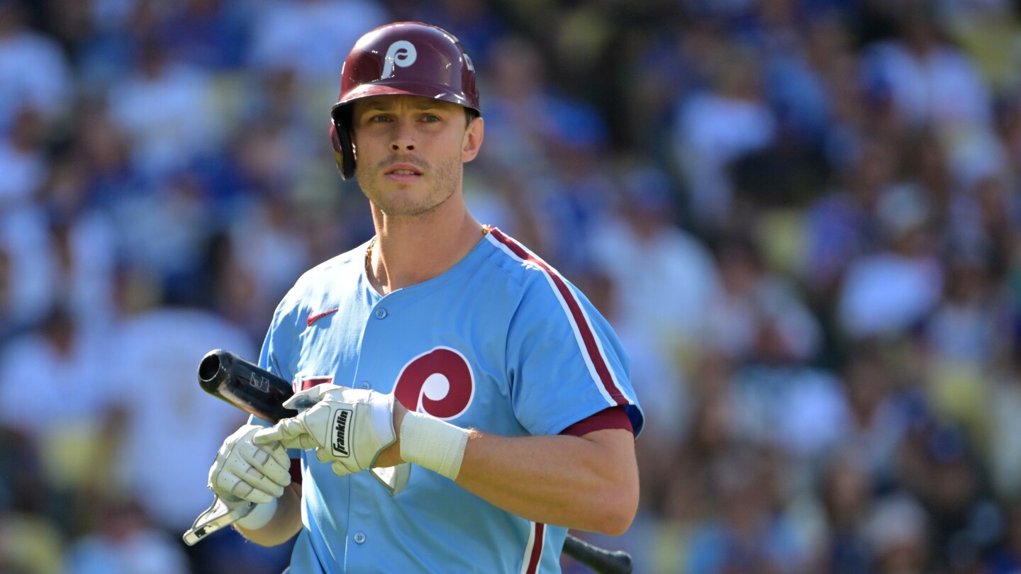 J.T. Realmuto and Philadelphia Phillies finalize 3-year, $45 million contract