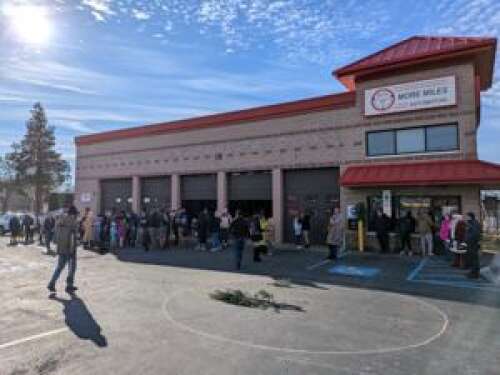 Bethlehem Christmas Tree Toss Raises $3,277 for Turning Point of the Lehigh Valley – Lehigh Valley Press