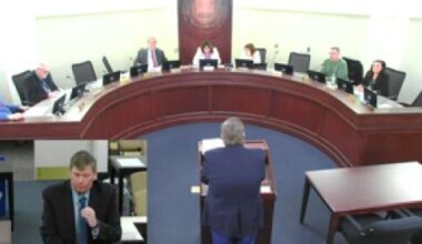 Norco council overrides McClure veto on procurement changes – Lehigh Valley Press