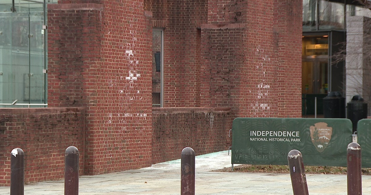 Gov. Shapiro backs Philadelphia lawsuit over removal of slavery exhibit at Independence Mall