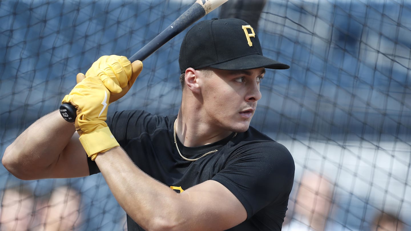 Pirates Manager Not Ruling Out Opening Day Spot for Konnor Griffin