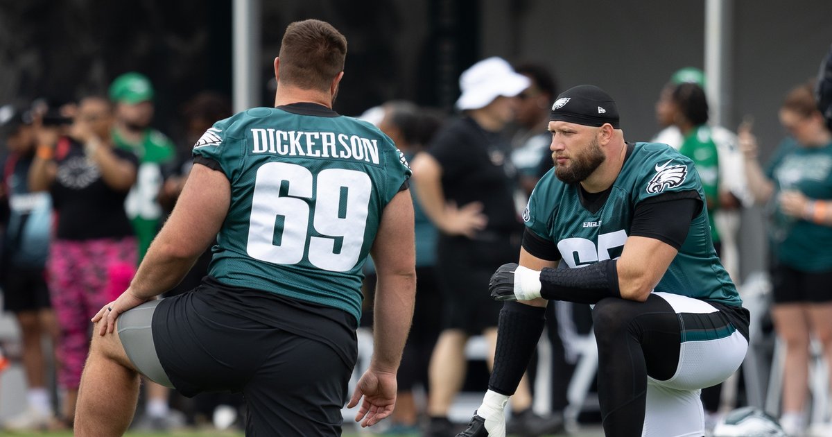Reports: Eagles starting RT Lane Johnson and LG Landon Dickerson will return for 2026 season