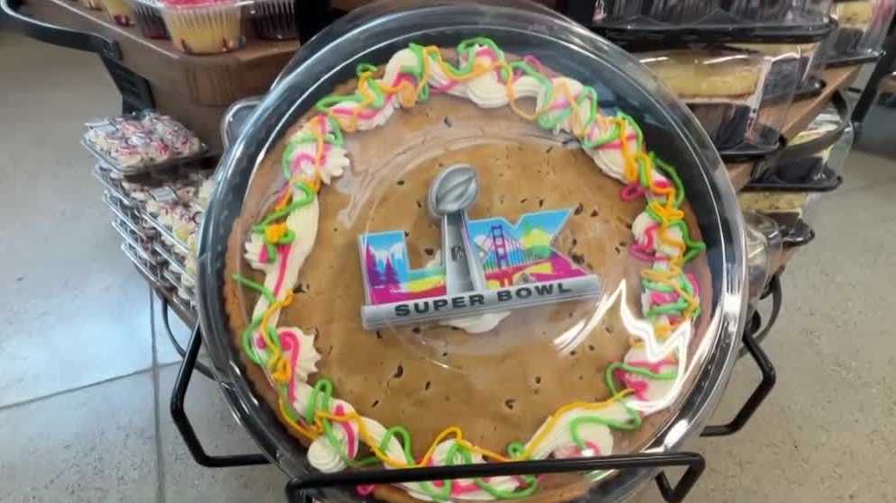 Pittsburghers gear up for Super Bowl by stocking up on snacks