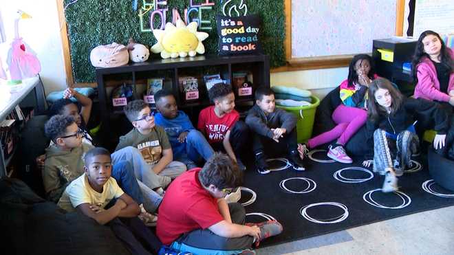 Lit Lounge Lit Lounge