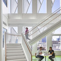 University of Pennsylvania Vagelos Laboratory for Energy Science and Technology / Behnisch Architekten - Interior Photography, Stairs, Wood, Glass, Handrail