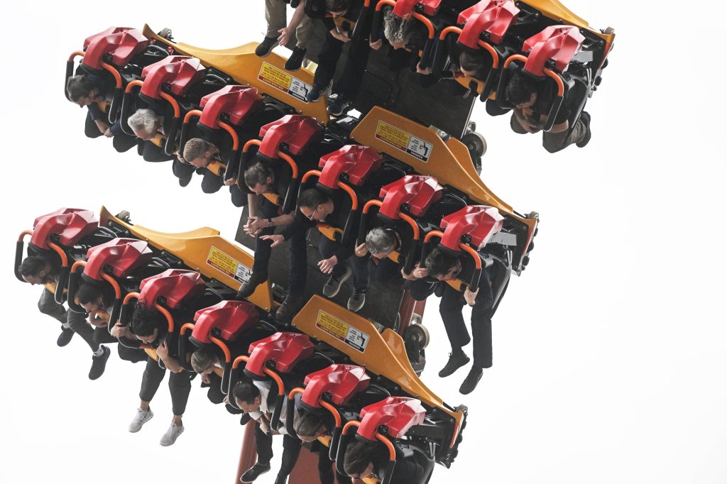 Dorney Park hiring 2,000 seasonal employees for 2026 season