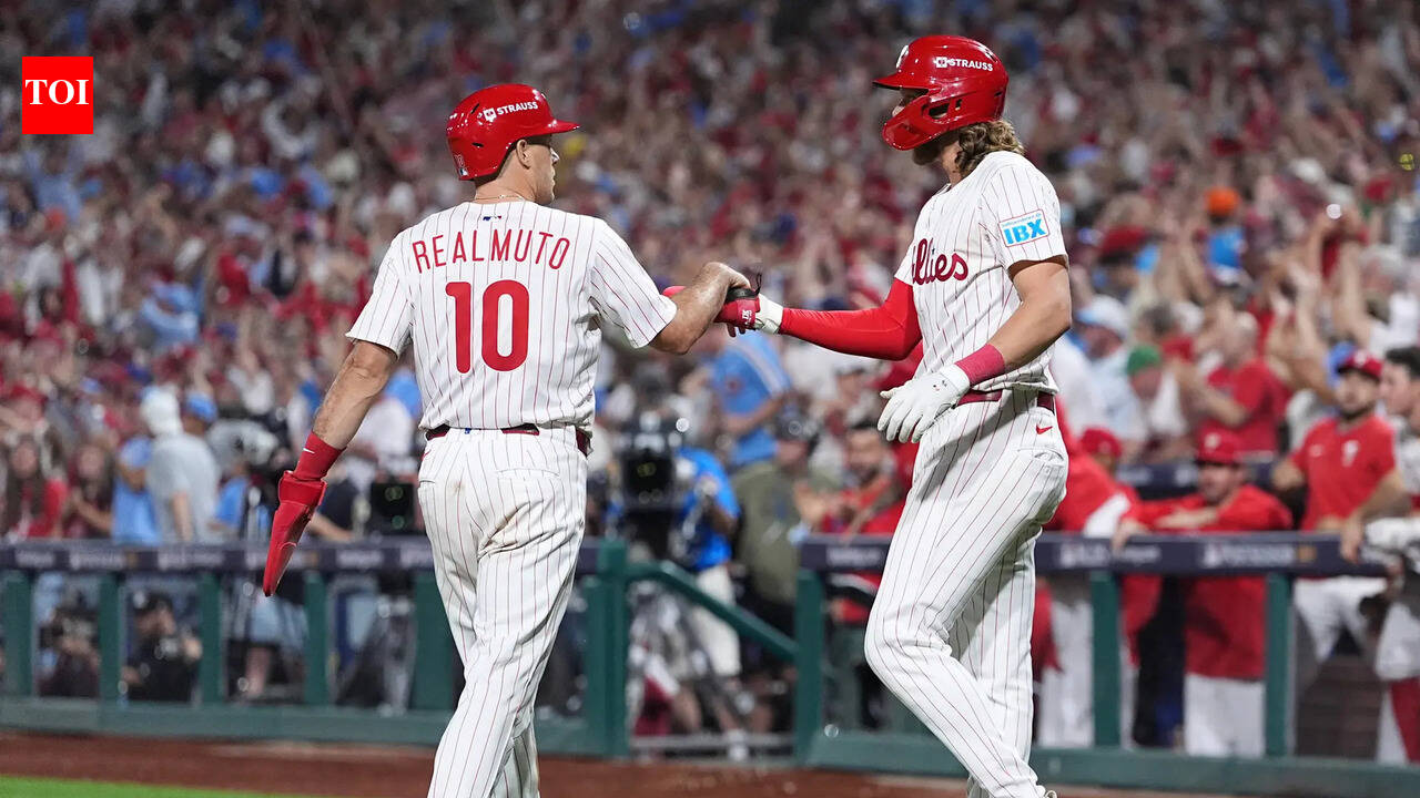 MLB trade rumors: Philadelphia Phillies could acquire $100 million Minnesta Twins center fielder as potential Nick Castellanos replacement ahead of offseason | MLB News