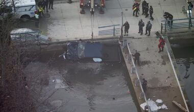 Driver survives after truck plunges into Delaware River: police