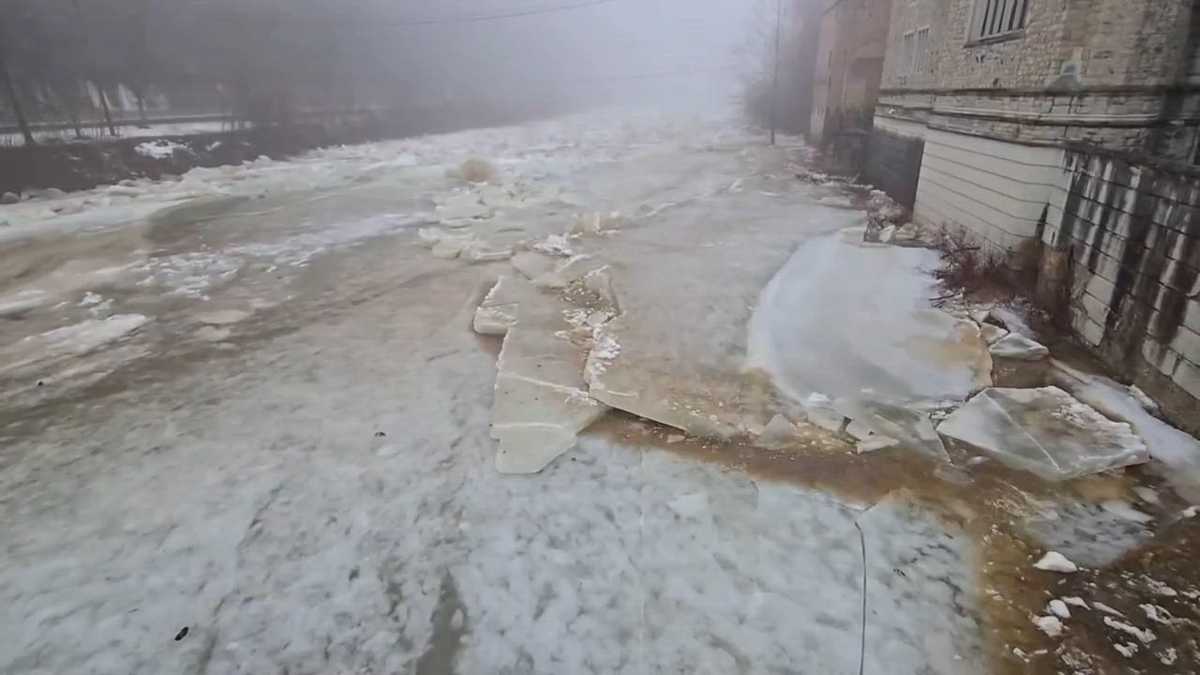 Video shows dangerous, rapid moving ice jam in Western Pennsylvania
