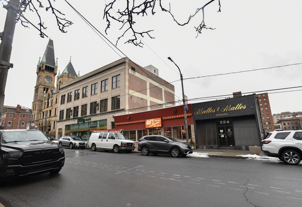 Scranton architecture board denies Fidelity Bank demo of condemned building