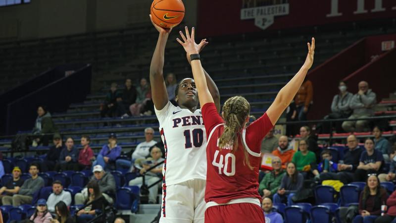 Women's Basketball Falls to Harvard in Cambridge, 60-46