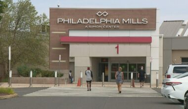 Franklin Mall in Northeast Philadelphia to reopen Friday after small fire