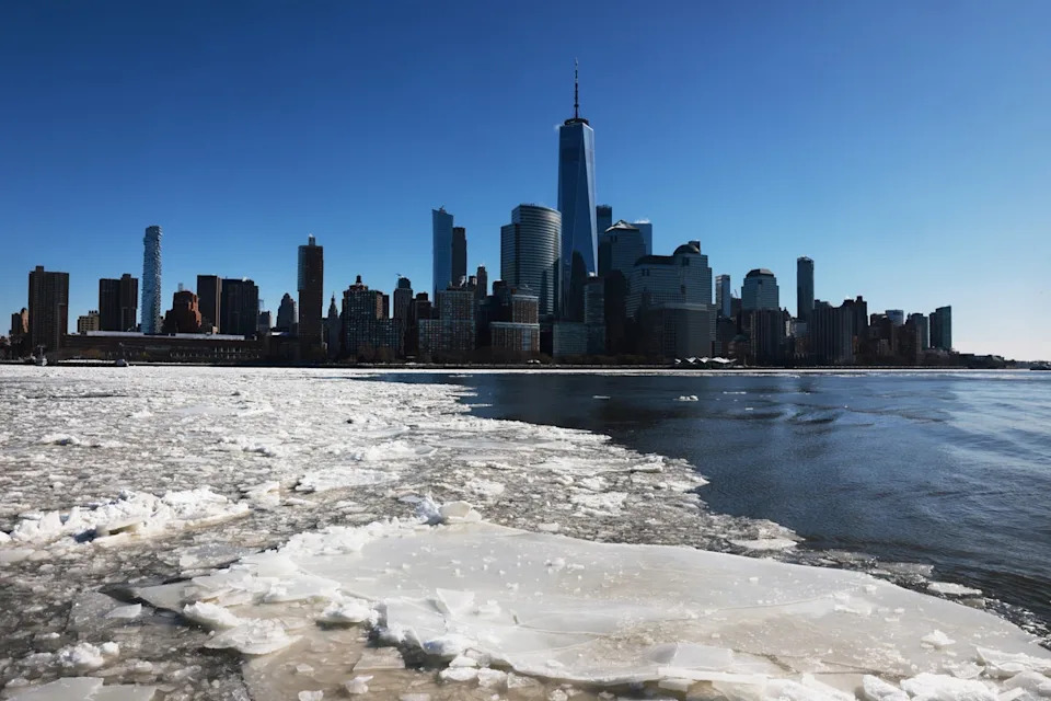 Ice is seen floating in the River Hudson as brutal temperatures have been recorded in New York City. (Getty Images)