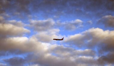 American Airlines offering temporary service from Pittsburgh to Louisville for Kentucky Derby