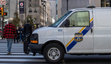 Off-duty sheriff, family member shoot teen during alleged car theft