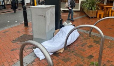 Concern as more tents pitched in Reading town centre