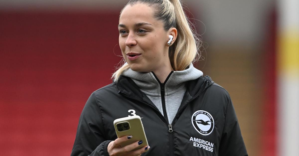 London City Lionesses defender Poppy Pattinson receives first England call