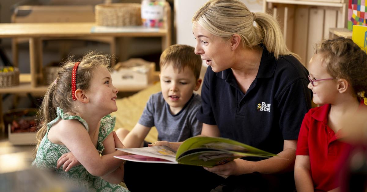 Welwyn Garden City Busy Bees nurseries launch book challenge