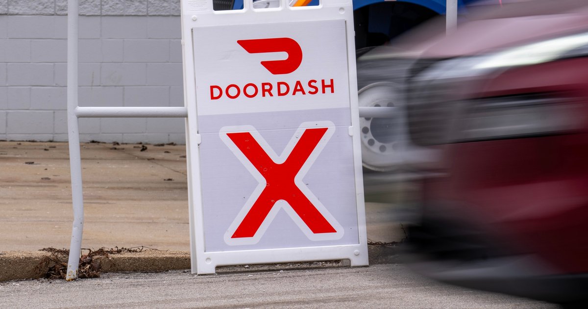 In Pennsylvania, Door Dash and Uber Eats can't deliver alcohol. A proposed law would change that