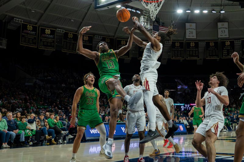 Irish fall to lowly Pittsburgh despite late surge