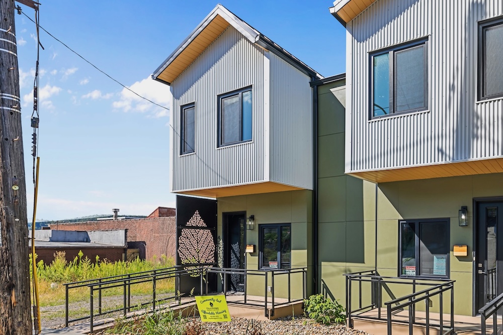 3 Web Or Mls Prep Solutions 24838 Chatsworth Ave 3