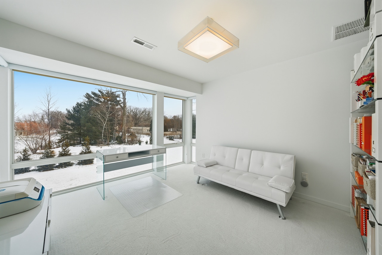 12345 Lake Shore Blvd., Bratenahl: House of the Week