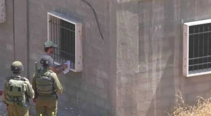 Continuing his war against construction.. The occupation orders a halt to work on 4 homes east of Bethlehem