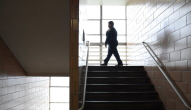 Philly school safety officers to have handcuffs, bulletproof vests soon