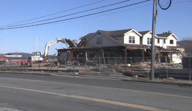 Demolition begins on former Brass Rail restaurant in Allentown | Allentown Area