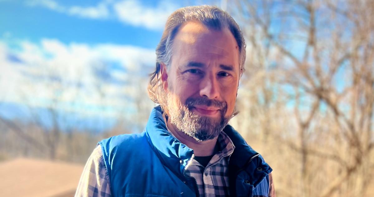 Lehigh County Commissioner changes political affiliation to independent, says neither major party represents him on national level | Lehigh County