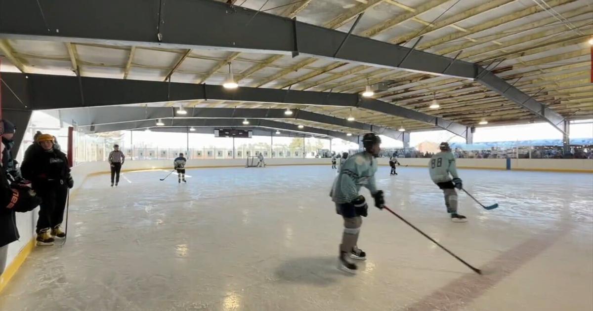 Bethlehem ice rink hosts 13th annual Winter Classic fundraiser for special needs hockey team | Bethelehm Area