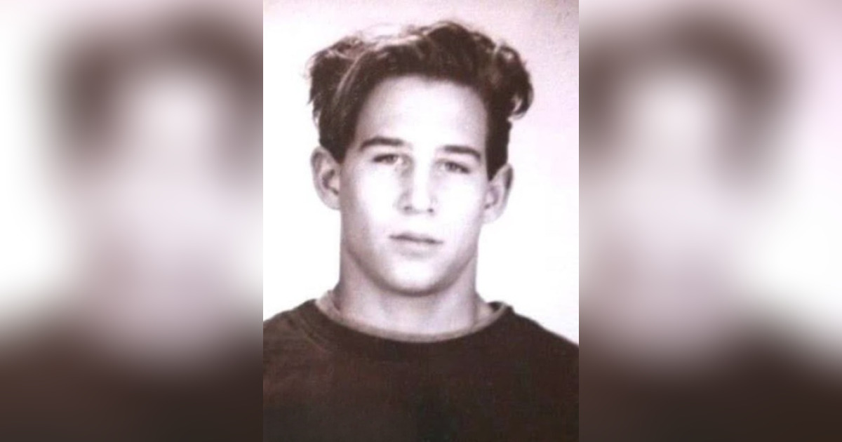 Obituary for Robert M. "Boomer" Marichak