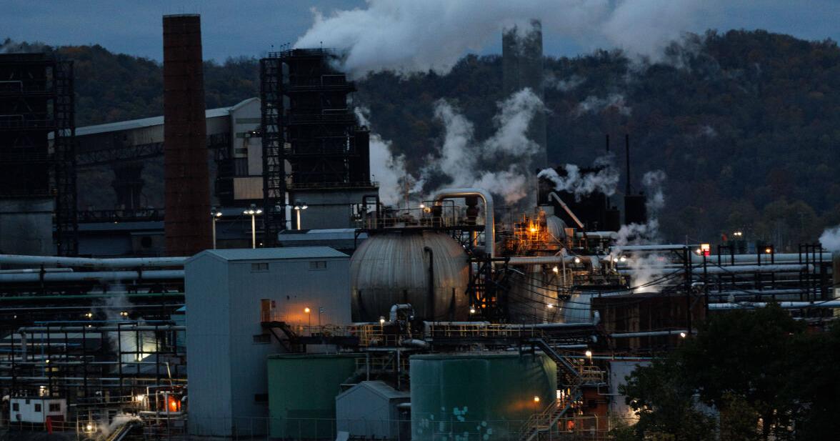 Federal agency flags safety shortcomings that 'exposed' workers to explosion at US Steel plant | Associated Press National