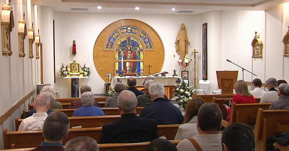 Sacred Heart campus chapel blessed in ceremony to maintain Catholic identity | Allentown Area