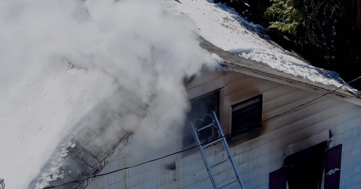 Crews battle smoky fire at Bethlehem home | Bethelehm Area