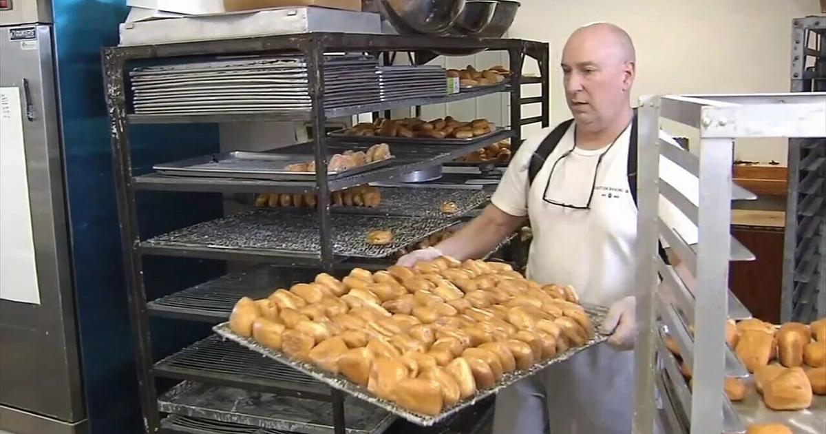 Fasnacht Frenzy: Local bakeries go full throttle as Fasnacht Day preparations heat up | Lehigh Valley Regional News