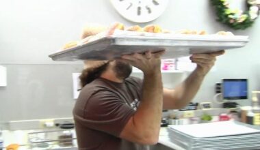 'Our Super Bowl': Allentown bakery serves up thousands of fastnachts | Lehigh Valley Regional News