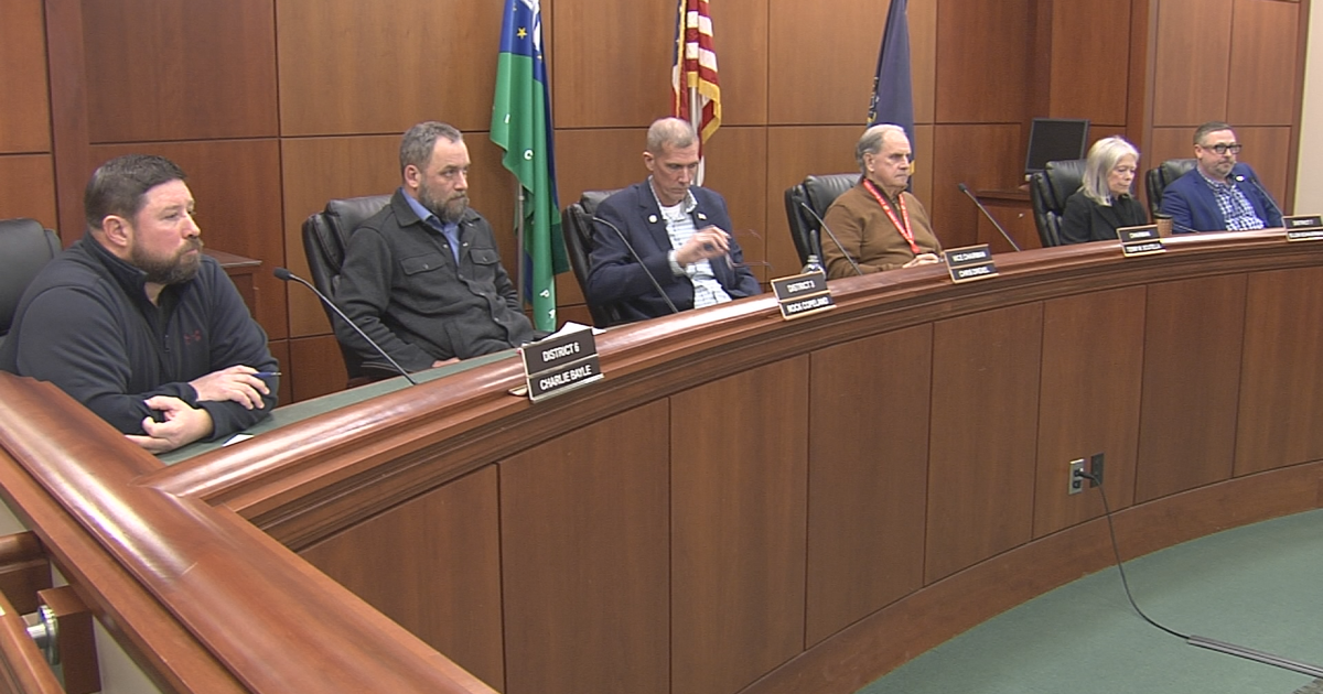 Erie County Council Meeting Underway to Vote on ICE Contract | News