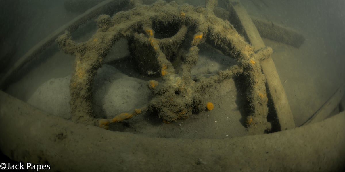 Cleveland explorer group finds new shipwreck in Lake Erie; Great Lakes museum unveils exhibit