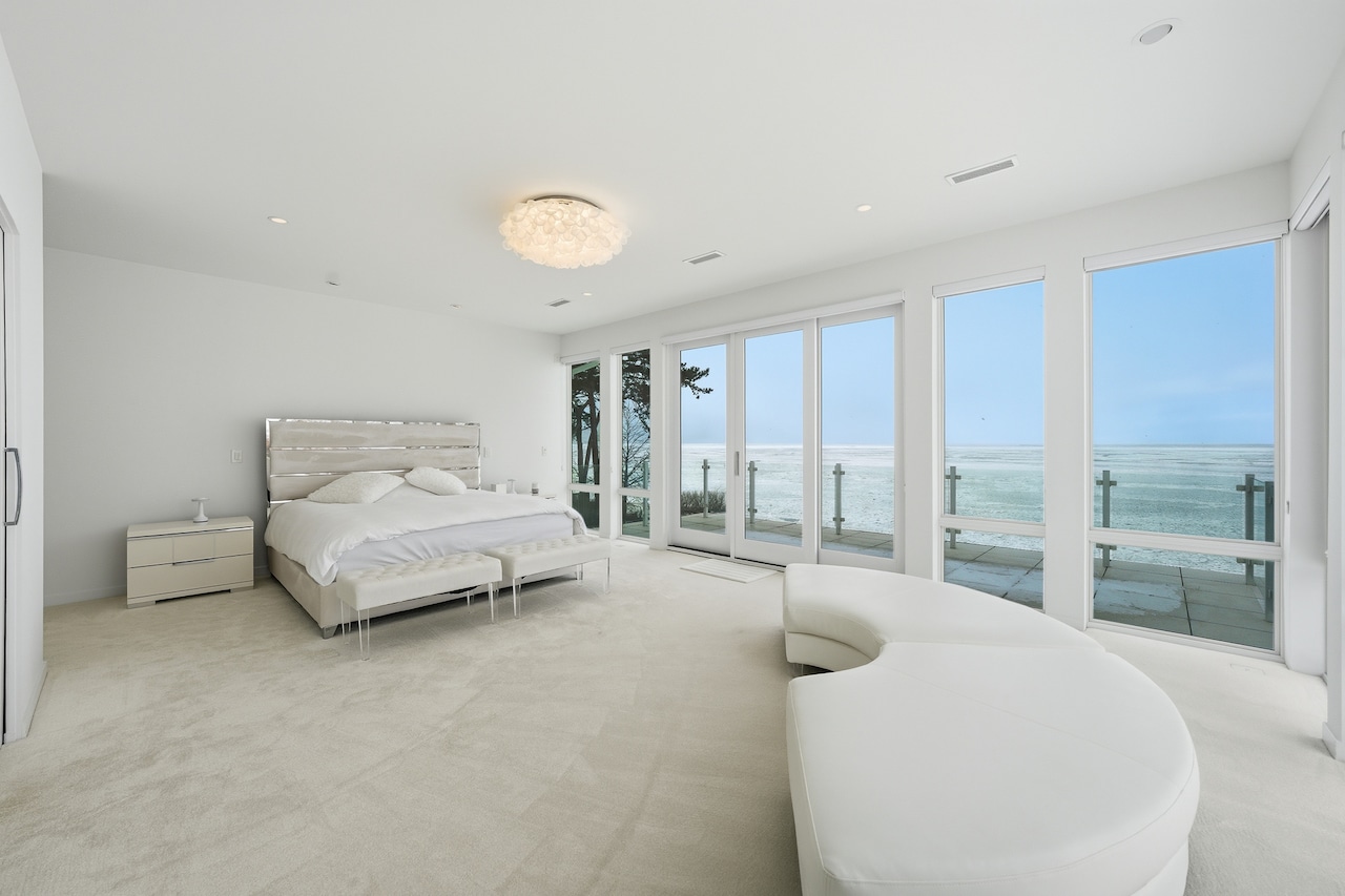 12345 Lake Shore Blvd., Bratenahl: House of the Week