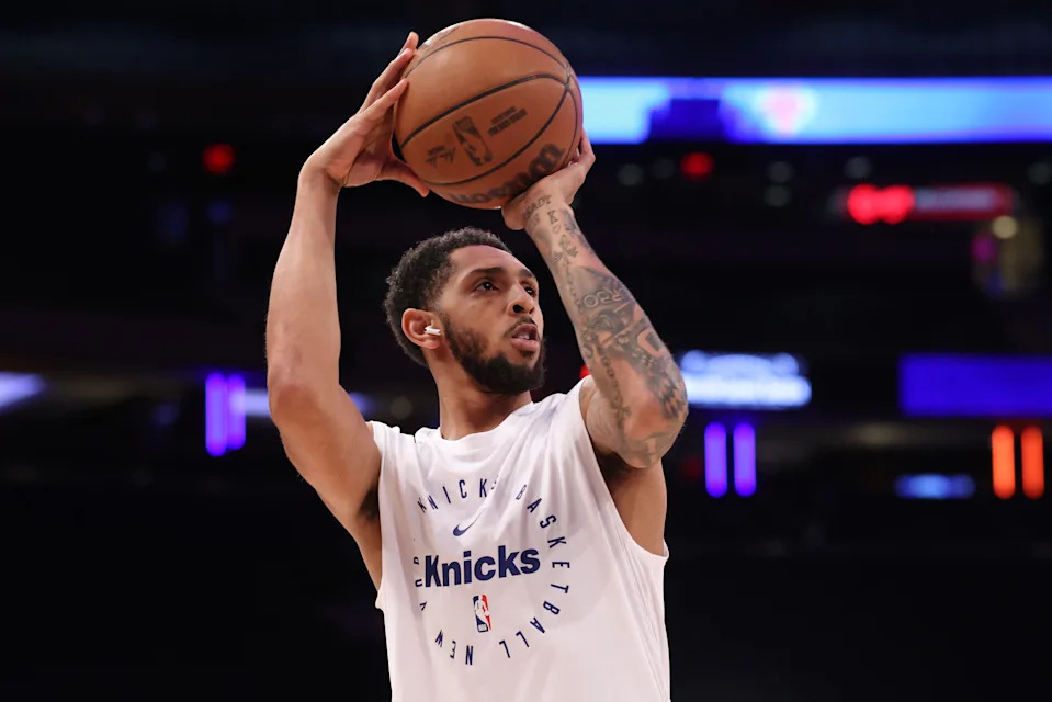May 29, 2025; New York, New York, USA; New York Knicks guard Cameron Payne (1) warms up before game five against the Indiana Pacers in the eastern conference finals for the 2025 NBA Playoffs at Madison Square Garden. Mandatory Credit: Vincent Carchietta-Imagn Images