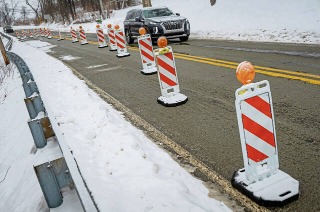 Landslide knocks part of Logans Ferry Road in Plum down to 1 lane until summer