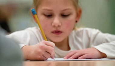 Pennsylvania schools to embrace cursive writing once again