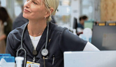 James Van Der Beek, the ‘Dawson’s Creek’ star who later mocked his own hunky persona, dies at 48