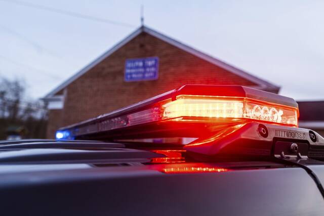 Wilkinsburg man to face trial on charges he held people at gunpoint in Duquesne home